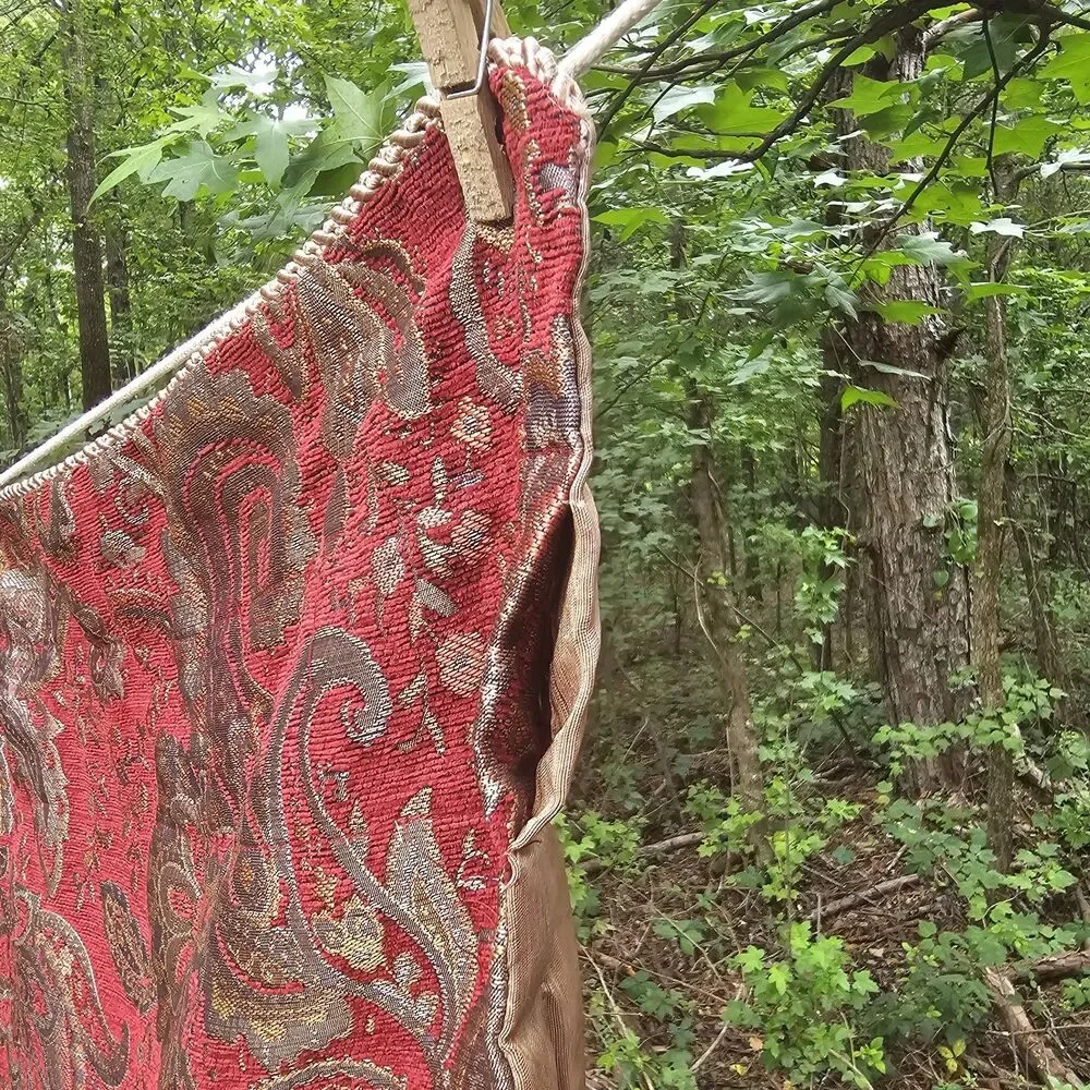 Vintage 1980s Ornate Paisley Damask Window Valance with Gold Tassel Trim